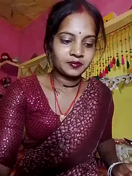 Hot bbbb online show from April 7, 2026, 4:20 pm