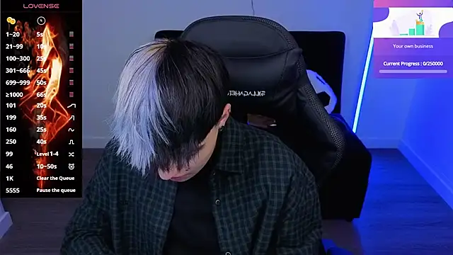 imlaiaaa online show from November 7, 2025, 11:52 pm