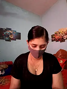 Cute Faria online show from April 18, 2026, 8:27 am