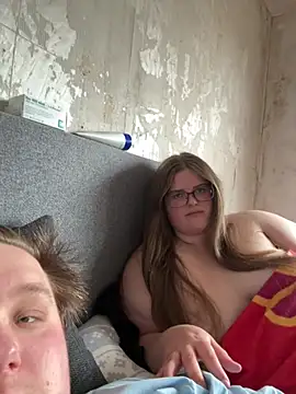 CurvyPaar2 online show from March 25, 2026, 11:42 am