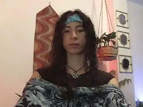 Snapshot of camille_delrey chatting on September 14, 2025, 12:44 am camille delrey online show from September 14, 2025, 12:44 am