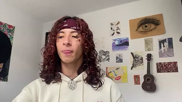 Snapshot of camille_delrey chatting on March 4, 2026, 3:42 pm camille delrey online show from March 4, 2026, 3:42 pm