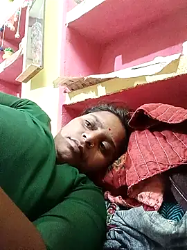 Snapshot of Hot_crety chatting on June 4, 2026, 3:28 pm Hot crety online show from June 4, 2026, 3:28 pm