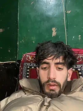 lyath3245 online show from February 18, 2026, 8:33 am