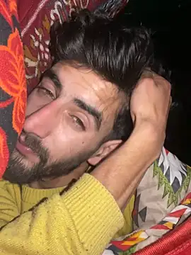 lyath3245 online show from February 8, 2026, 9:56 pm