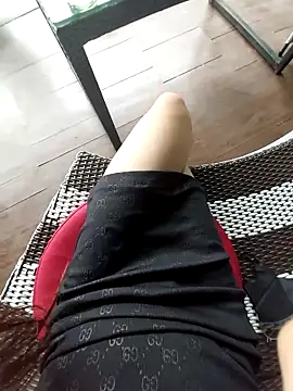 Snapshot of meomeocute chatting on October 31, 2025, 5:37 am meomeocute online show from October 31, 2025, 5:37 am