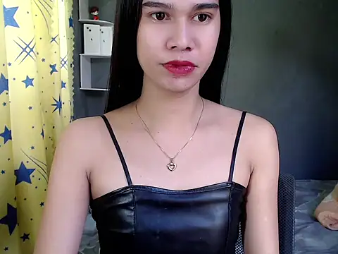 Snapshot of urseductivebarbie_xx chatting on December 5, 2025, 2:10 am urseductivebarbie xx online show from December 5, 2025, 2:10 am