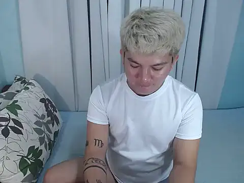 Fuckboii intown online show from November 20, 2025, 4:51 pm