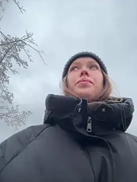 ElliRose online show from October 29, 2025, 5:28 am