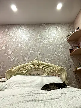 ElliRose online show from October 27, 2025, 5:41 am