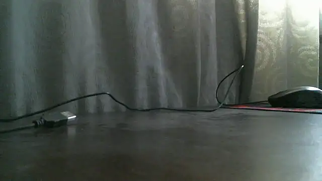 Snapshot of _ari_gato_ chatting on November 4, 2025, 3:16 pm ari gato online show from November 4, 2025, 3:16 pm