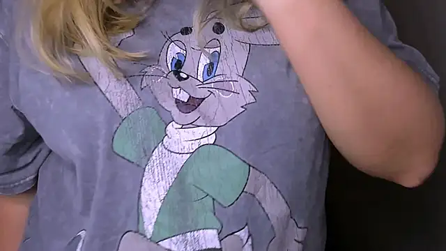 NancySanders online show from April 18, 2026, 9:22 am