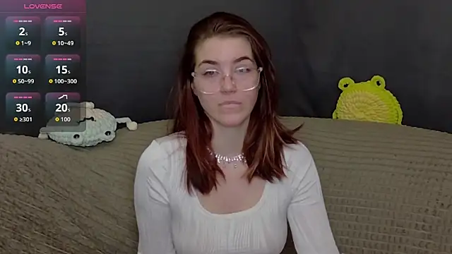 Snapshot of ElzaBlis chatting on December 1, 2025, 3:02 pm ElzaBlis online show from December 1, 2025, 3:02 pm