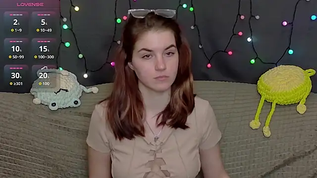 Snapshot of ElzaBlis chatting on December 15, 2025, 5:08 pm ElzaBlis online show from December 15, 2025, 5:08 pm