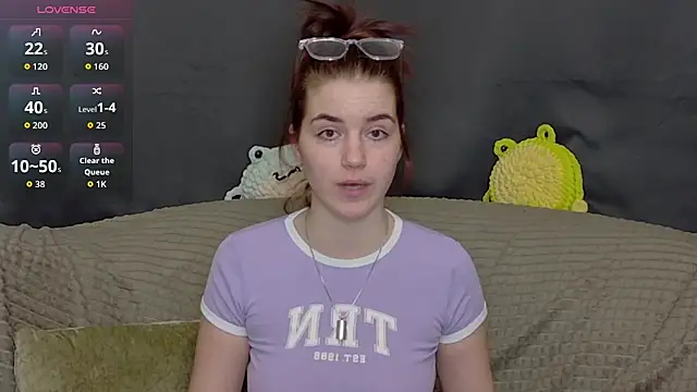 Snapshot of ElzaBlis chatting on November 10, 2025, 5:18 pm ElzaBlis online show from November 10, 2025, 5:18 pm