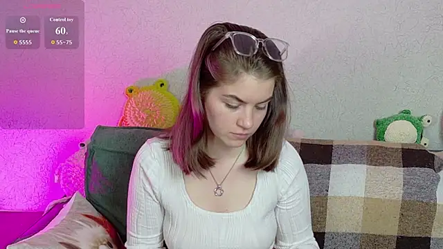 Snapshot of ElzaBlis chatting on May 24, 2026, 1:11 pm ElzaBlis online show from May 24, 2026, 1:11 pm