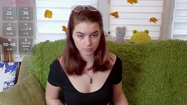 Snapshot of ElzaBlis chatting on November 2, 2025, 1:05 pm ElzaBlis online show from November 2, 2025, 1:05 pm