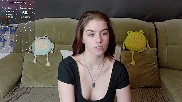 ElzaBlis online show from March 23, 2026, 1:11 pm