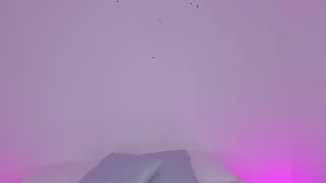 Snapshot of RousyMoon chatting on November 27, 2025, 12:49 pm RousyMoon online show from November 27, 2025, 12:49 pm