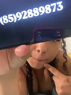 jhennyfer online show from January 15, 2026, 5:22 am