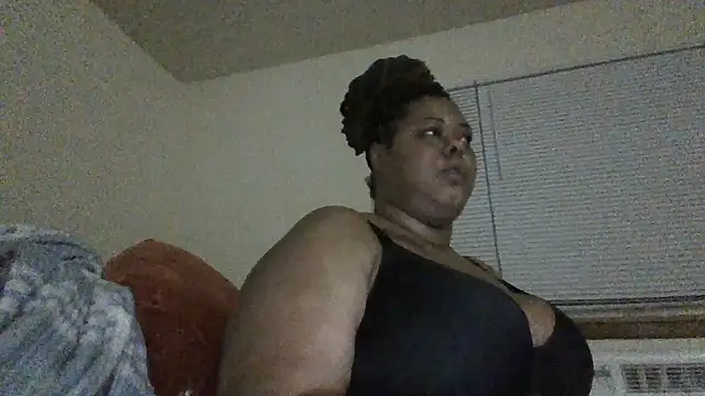 TharealBunn online show from May 5, 2026, 8:06 am