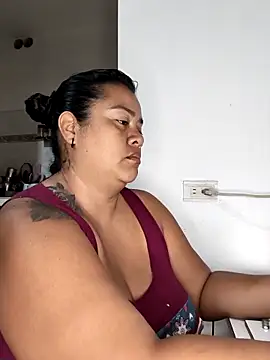 NARNYALABELLA online show from March 3, 2026, 10:11 am