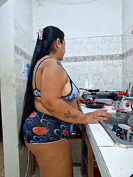 NARNYALABELLA online show from October 11, 2025, 12:39 pm