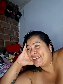 NARNYALABELLA online show from November 11, 2025, 9:59 am