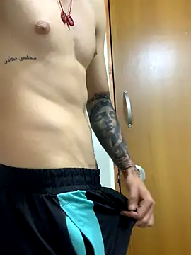 Snapshot of WhiteExtasyCum chatting on November 7, 2025, 9:41 pm WhiteExtasyCum online show from November 7, 2025, 9:41 pm