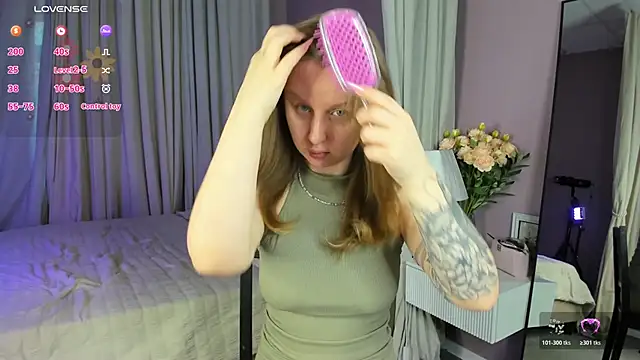 Snapshot of Rina_Panic chatting on May 25, 2026, 1:05 am Rina Panic online show from May 25, 2026, 1:05 am