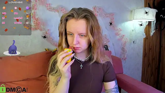 Snapshot of Rina_Panic chatting on October 27, 2025, 1:06 am Rina Panic online show from October 27, 2025, 1:06 am