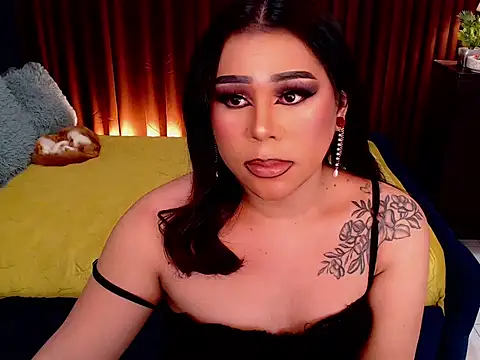 Snapshot of TransAlena95 chatting on October 20, 2025, 8:04 am TransAlena95 online show from October 20, 2025, 8:04 am