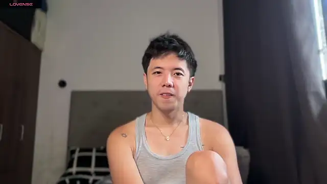 Snapshot of Addictiveboi chatting on July 9, 2026, 4:24 am Addictiveboi online show from July 9, 2026, 4:24 am