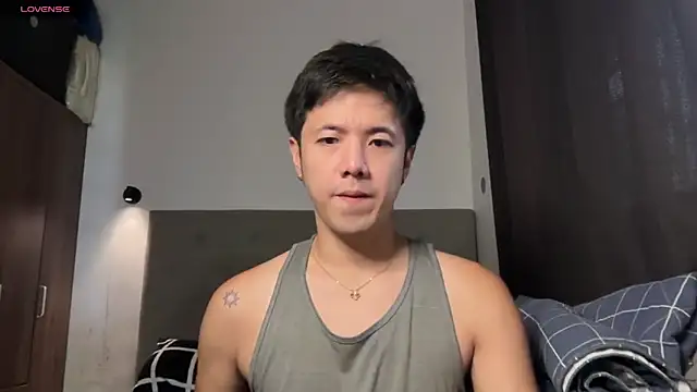 Snapshot of Addictiveboi chatting on June 21, 2026, 3:34 am Addictiveboi online show from June 21, 2026, 3:34 am