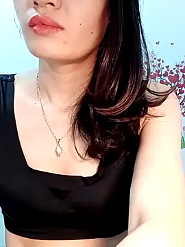 Hinna x online show from April 18, 2026, 10:21 pm