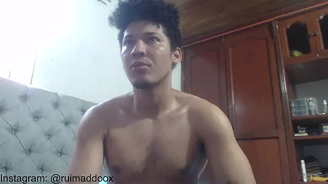 RuiMaddoox online show from April 24, 2026, 11:56 am