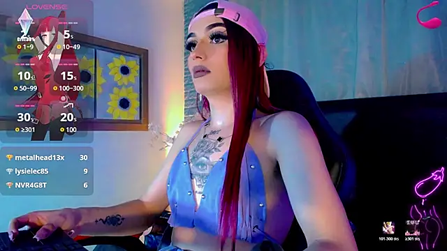 Snapshot of Cata_MW chatting on November 17, 2025, 9:08 pm Cata MW online show from November 17, 2025, 9:08 pm