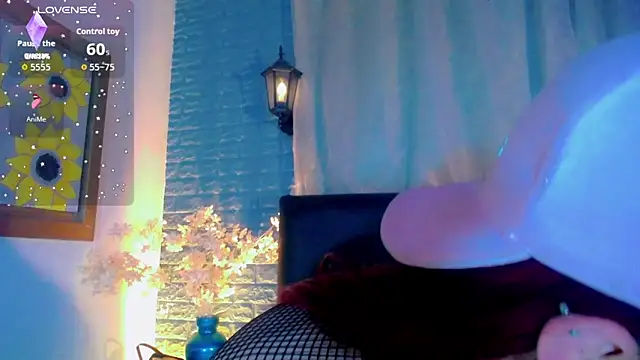 Snapshot of Cata_MW chatting on November 18, 2025, 6:11 pm Cata MW online show from November 18, 2025, 6:11 pm