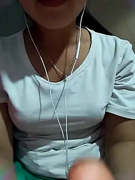 Snapshot of moa_koa chatting on December 18, 2025, 1:48 pm moa koa online show from December 18, 2025, 1:48 pm