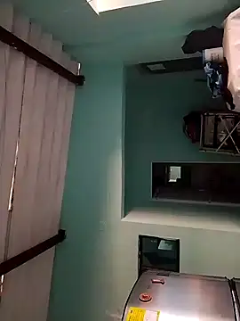 Snapshot of Kars1721 chatting on April 12, 2026, 1:36 pm Kars1721 online show from April 12, 2026, 1:36 pm