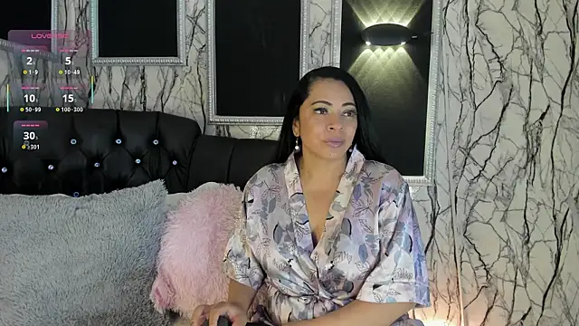 Snapshot of adelinemoretti chatting on January 15, 2026, 7:06 pm adelinemoretti online show from January 15, 2026, 7:06 pm