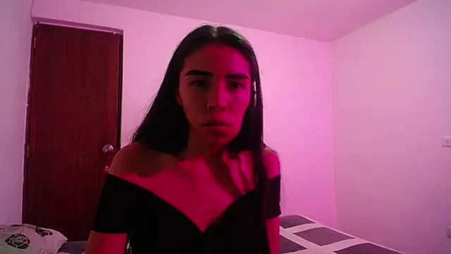 Candy Grey28 online show from October 20, 2025, 4:25 am