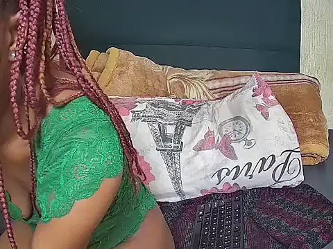Pretty miss devilxxx35 online show from June 27, 2026, 6:47 pm