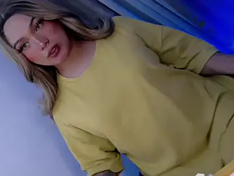Snapshot of Sweet_angelinax chatting on June 21, 2026, 12:22 pm Sweet angelinax online show from June 21, 2026, 12:22 pm
