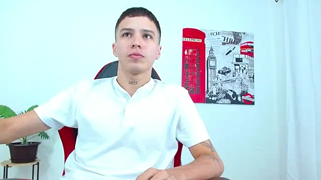 Cumandres18 online show from November 10, 2025, 2:00 pm