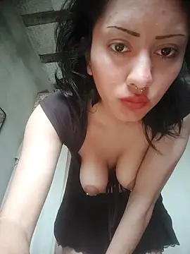 Snapshot of emilypeluda chatting on September 12, 2025, 2:39 pm emilypeluda online show from September 12, 2025, 2:39 pm