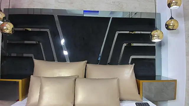 YallianaBrooks online show from March 21, 2026, 12:20 pm