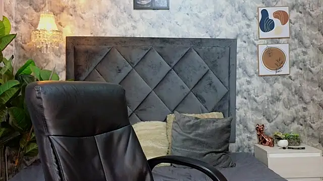 Snapshot of Apolo_rousse1 chatting on November 5, 2025, 9:51 pm Apolo rousse1 online show from November 5, 2025, 9:51 pm