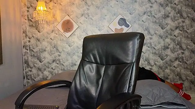 Snapshot of Apolo_rousse1 chatting on December 20, 2025, 10:01 pm Apolo rousse1 online show from December 20, 2025, 10:01 pm