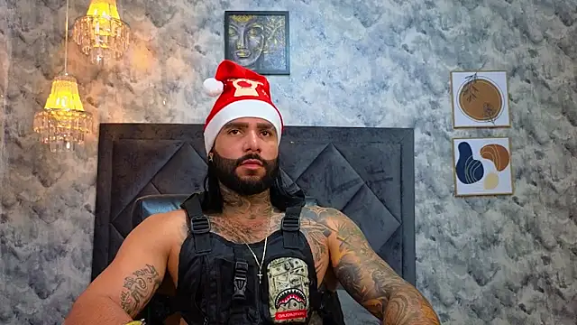 Snapshot of Apolo_rousse1 chatting on December 1, 2025, 8:32 pm Apolo rousse1 online show from December 1, 2025, 8:32 pm
